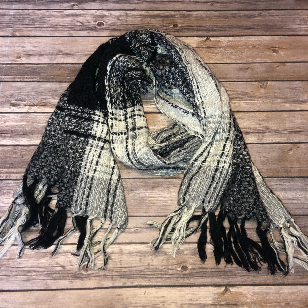 Steve Madden Blanket Scarf